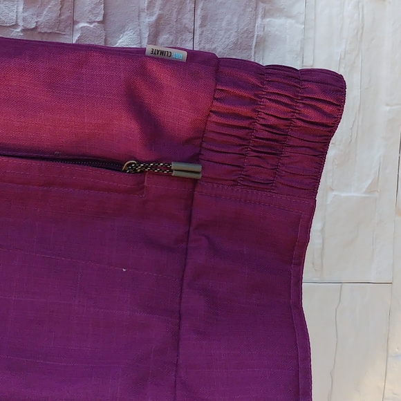 Women's Firefly Winter Jacket - Picture 3 of 10